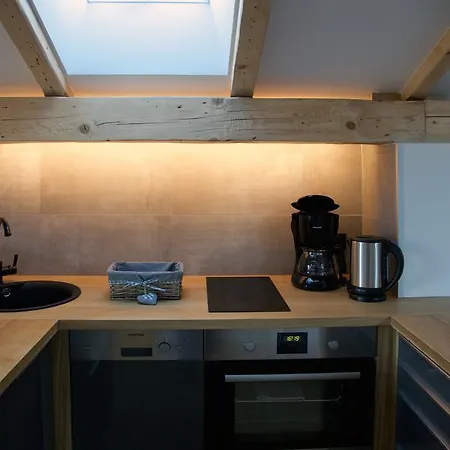 Ela Apartment